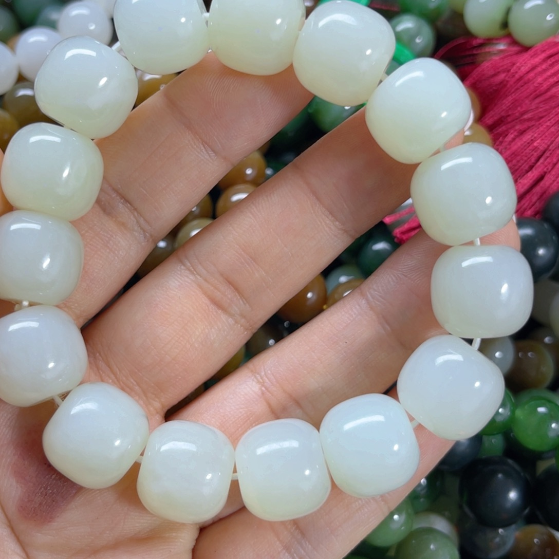 手链未镶嵌和田玉