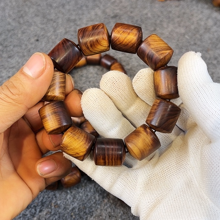 柏木（崖柏）陈化崖柏