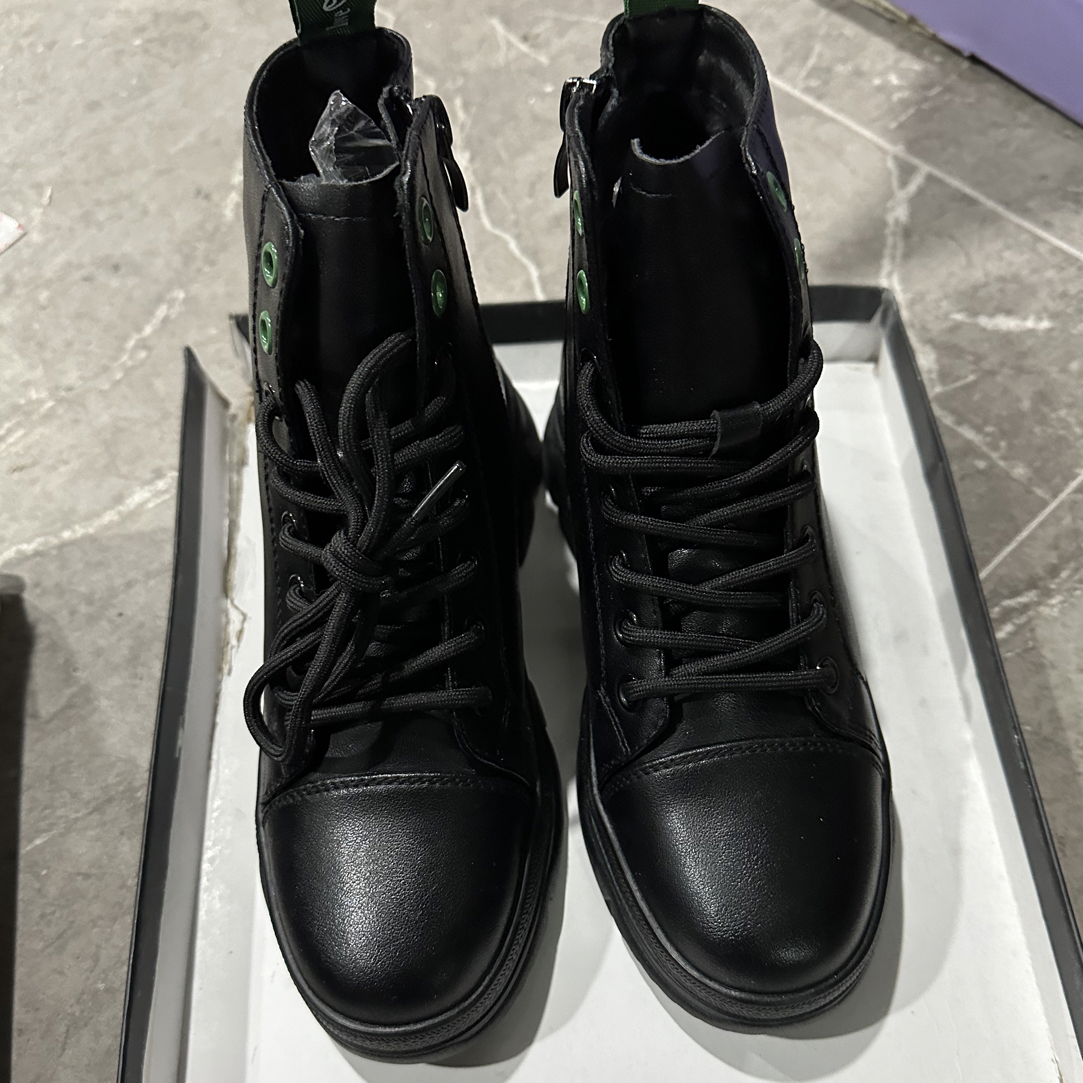 4 断码女鞋，默认微瑕，介意勿拍