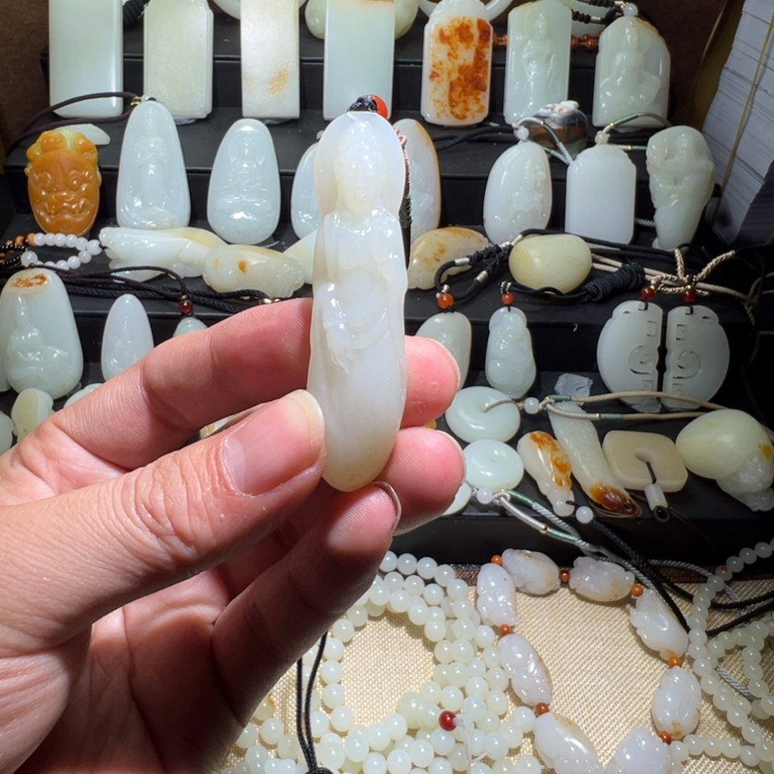 和田玉吊坠(不含链)未镶嵌好*聊