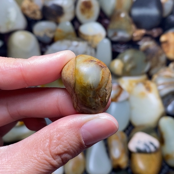 和田玉（青玉）12未镶嵌