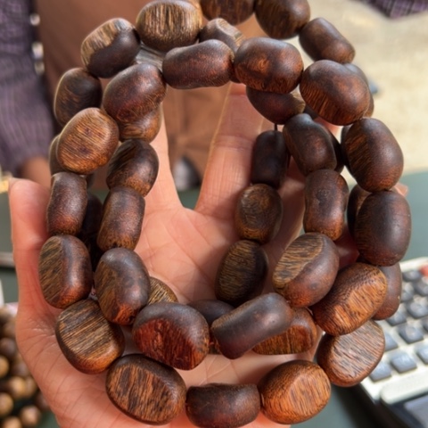 沉香手串白棋96克卡1.6多样性发1条