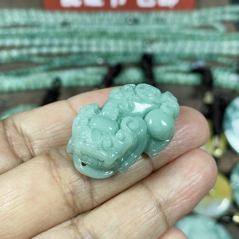 【闪购商品】翡翠颈饰未镶嵌玉吊坠翡翠玉四钱貔貅吊坠小款