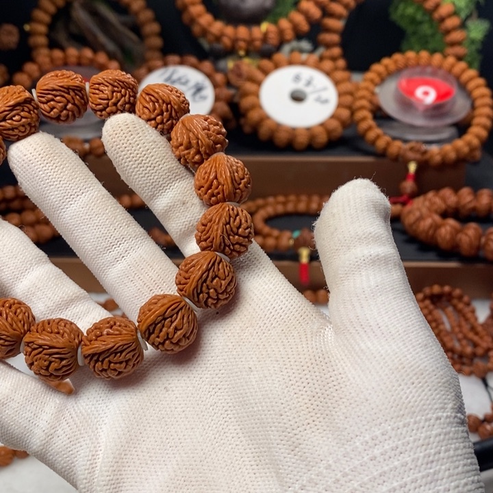 桃核吊坠秦岭龙纹