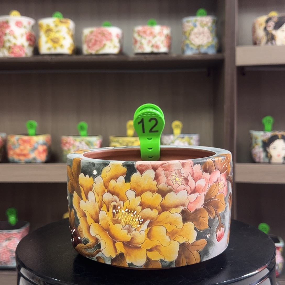 手绘陶瓷花盆口12.2高9.5