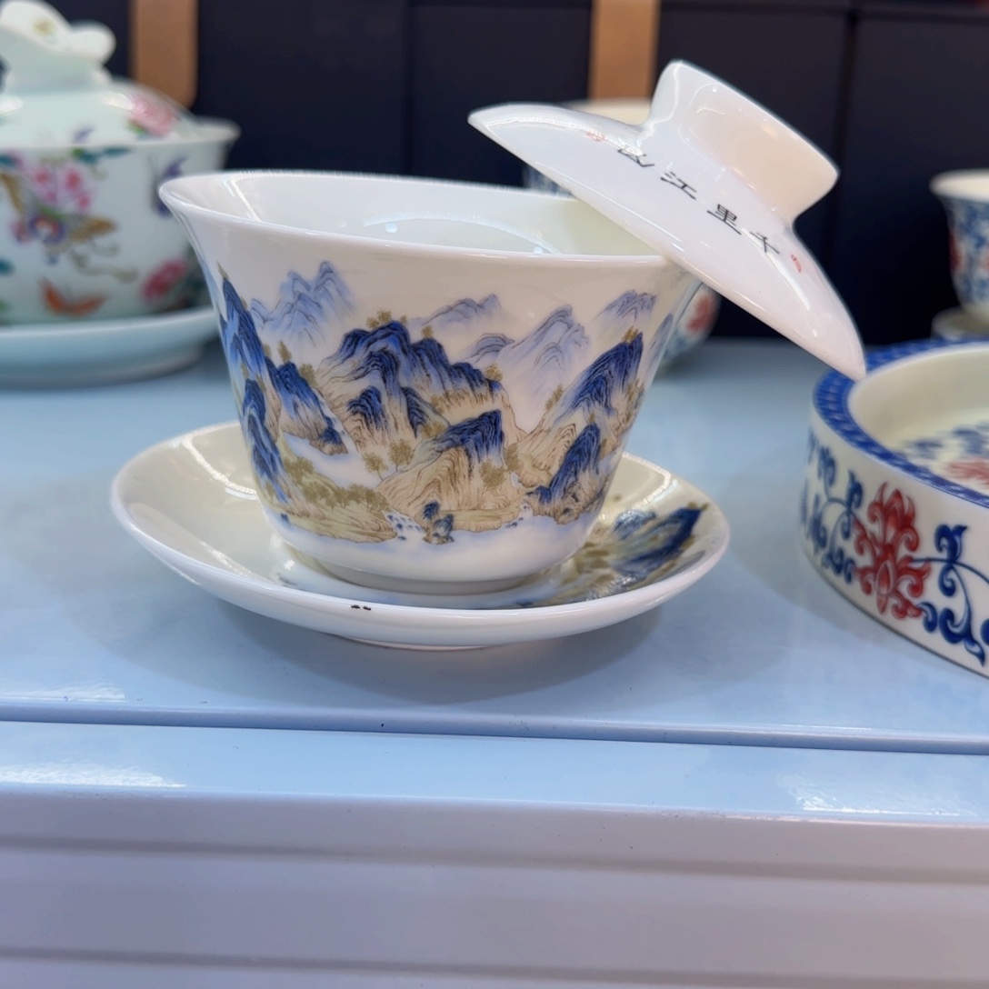 这些盖碗真好看！！！