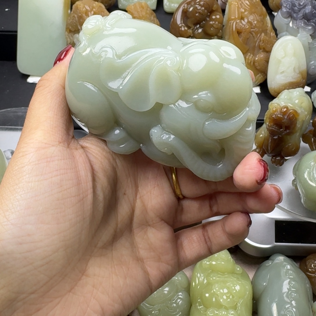 城***客和田玉未镶嵌把件