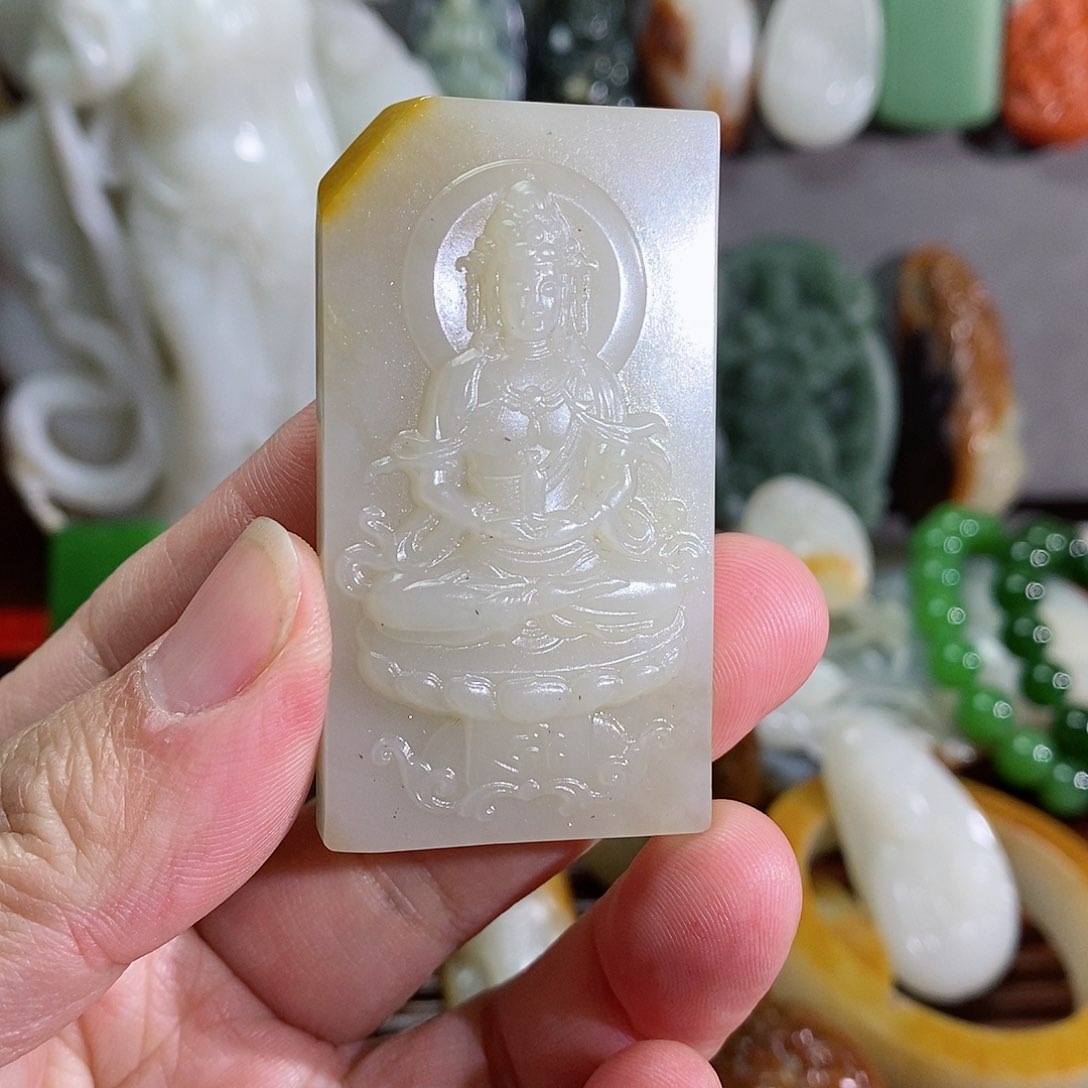 和田玉颈饰未镶嵌