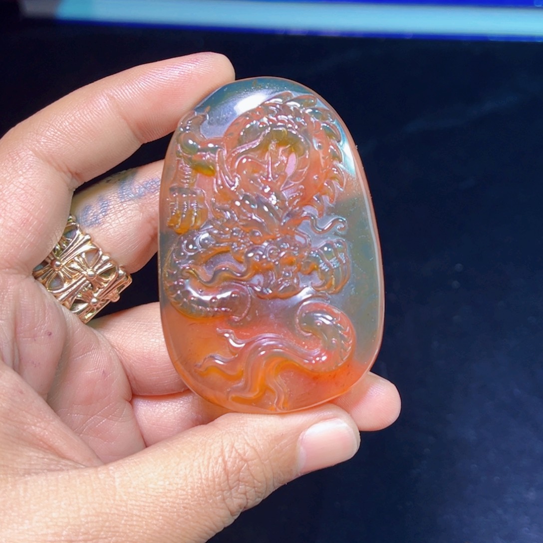 琥珀裸石未镶嵌琥珀