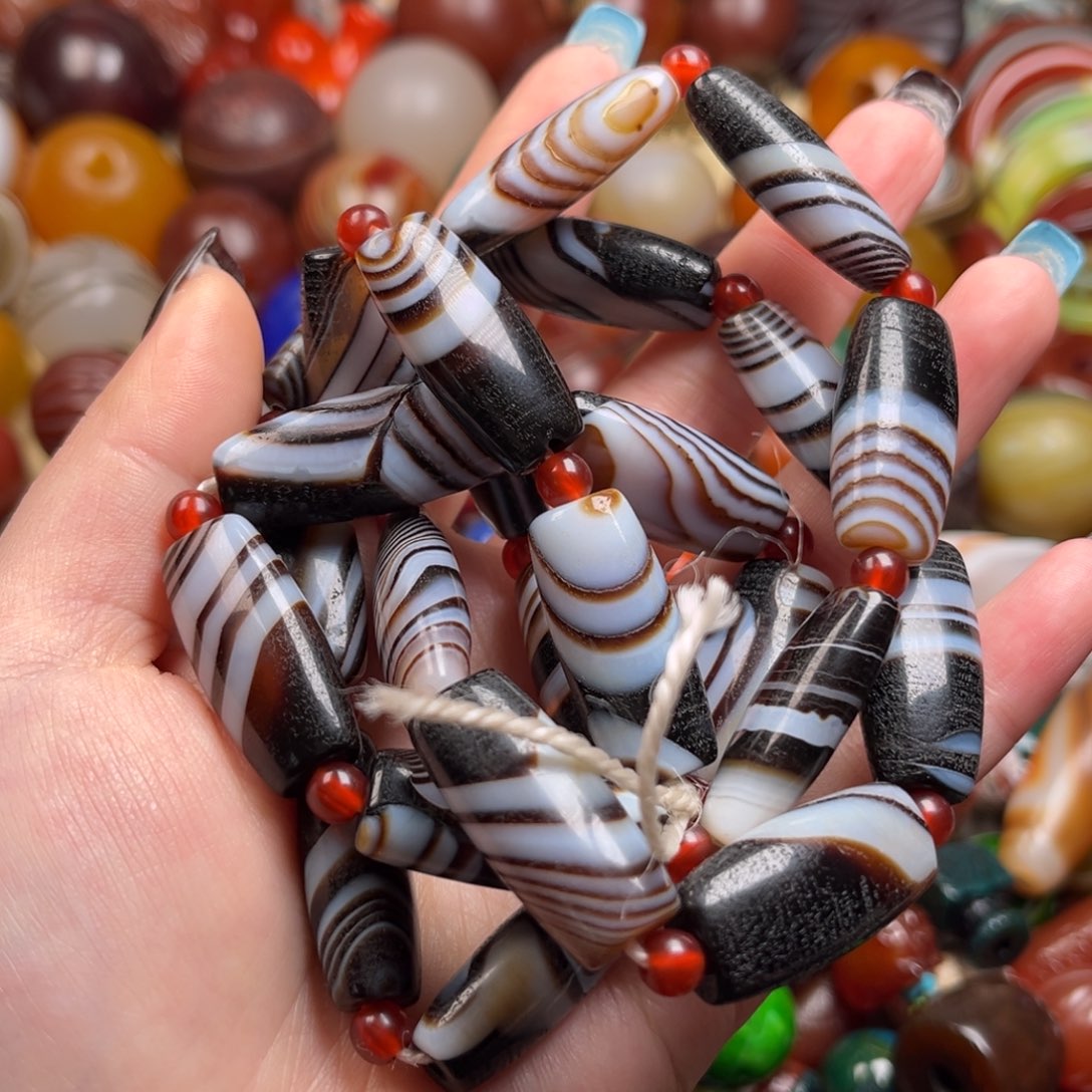 玛瑙/玉髓颈饰未镶嵌