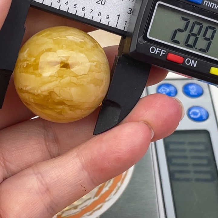 蜜蜡未镶嵌裸石微瑕953
