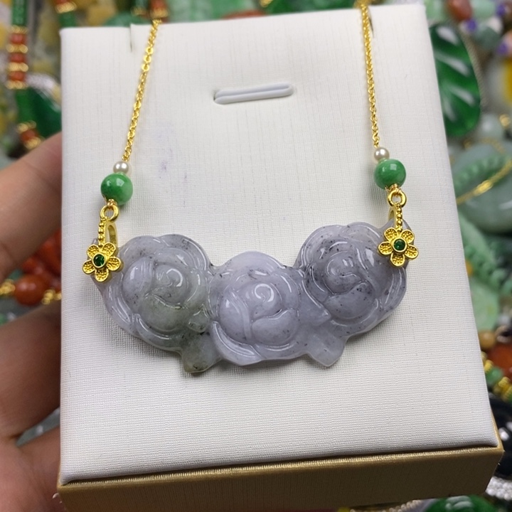 翡翠未镶嵌吊坠(赠链)