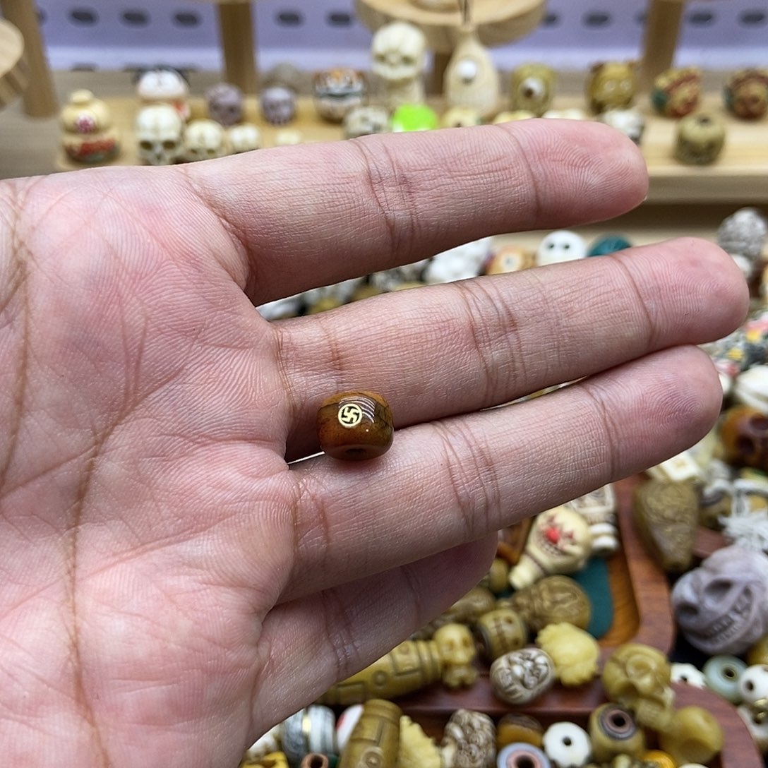 香***拉其他驼骨配饰搭配