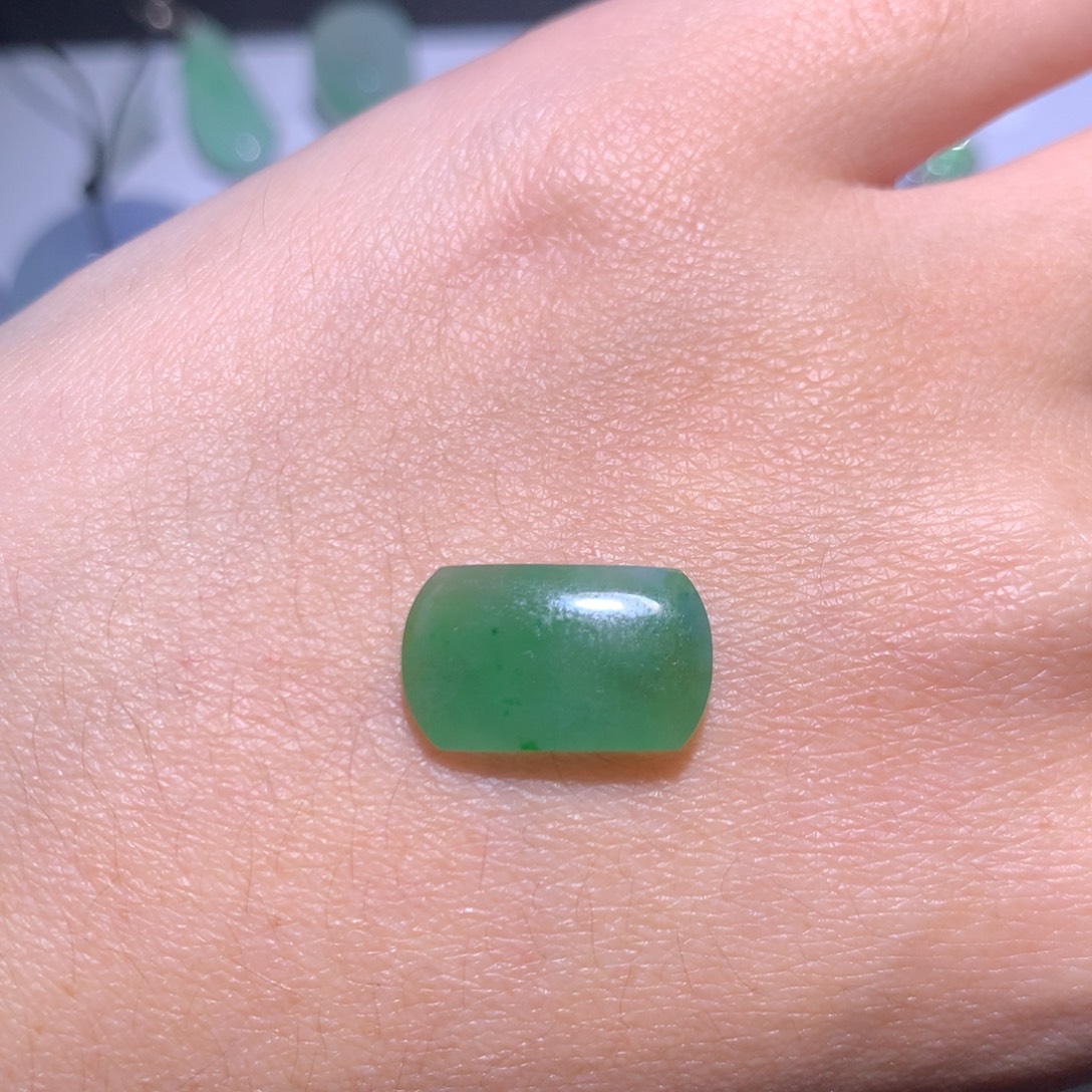 翡翠未镶嵌颈饰天然翡翠