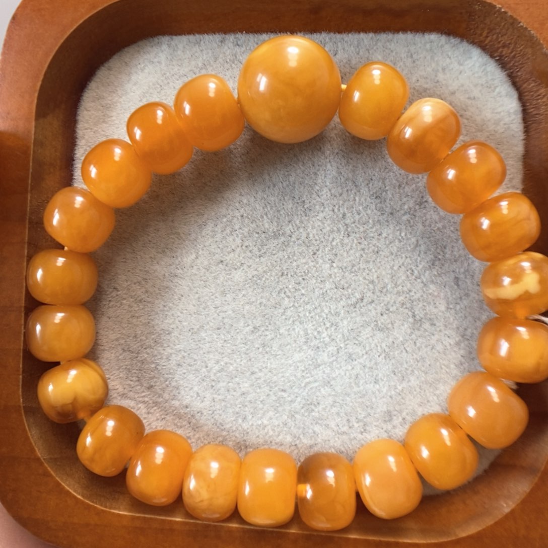 未镶嵌蜜蜡手串蜜蜡
