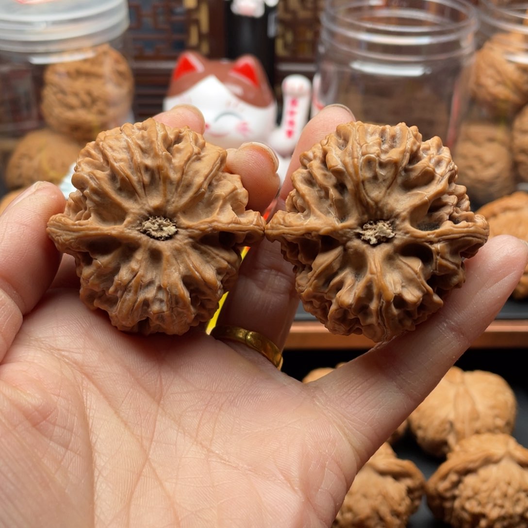 文玩核桃把件づ****°苹果园45