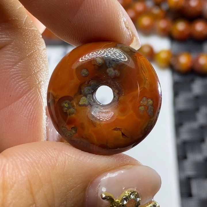 玛瑙/玉髓颈饰未镶嵌