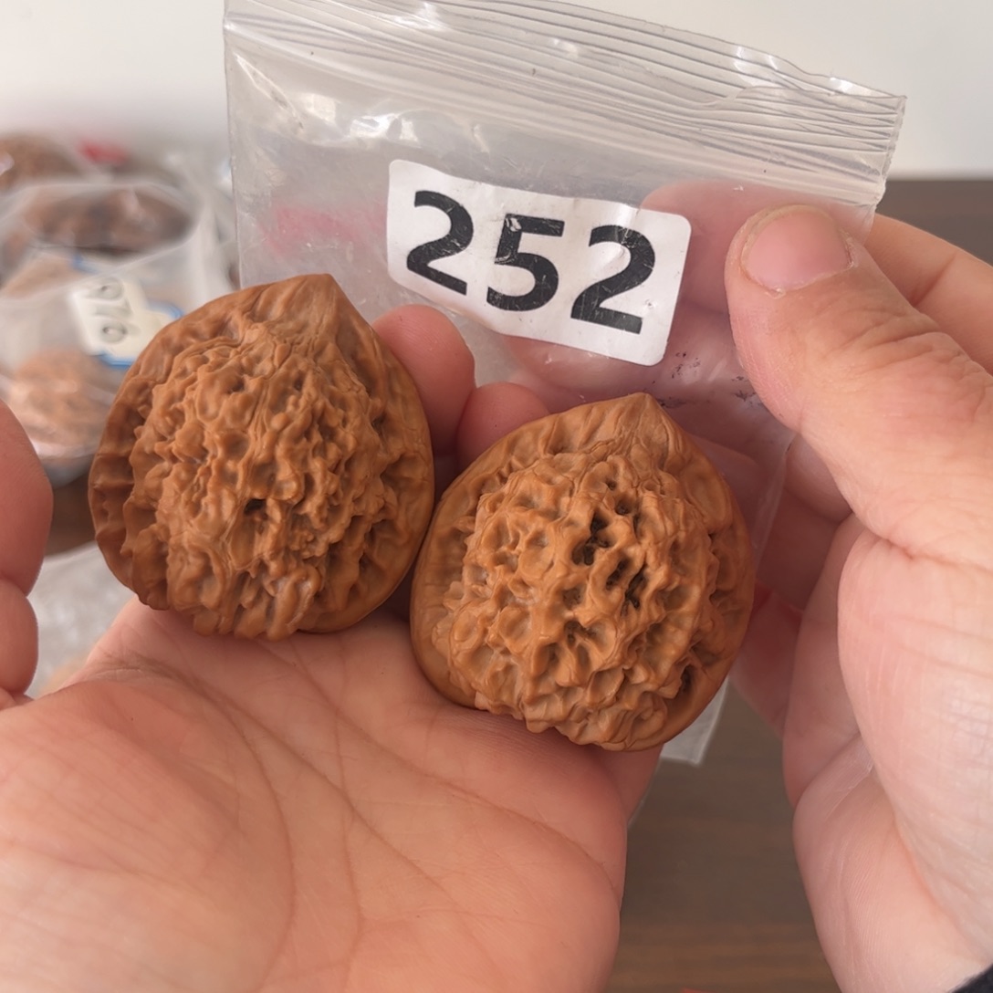 吊坠文玩核桃官帽43微修