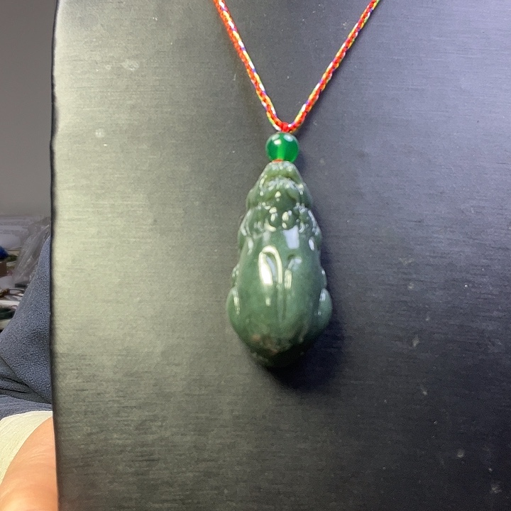 和田玉未镶嵌把件貔貅