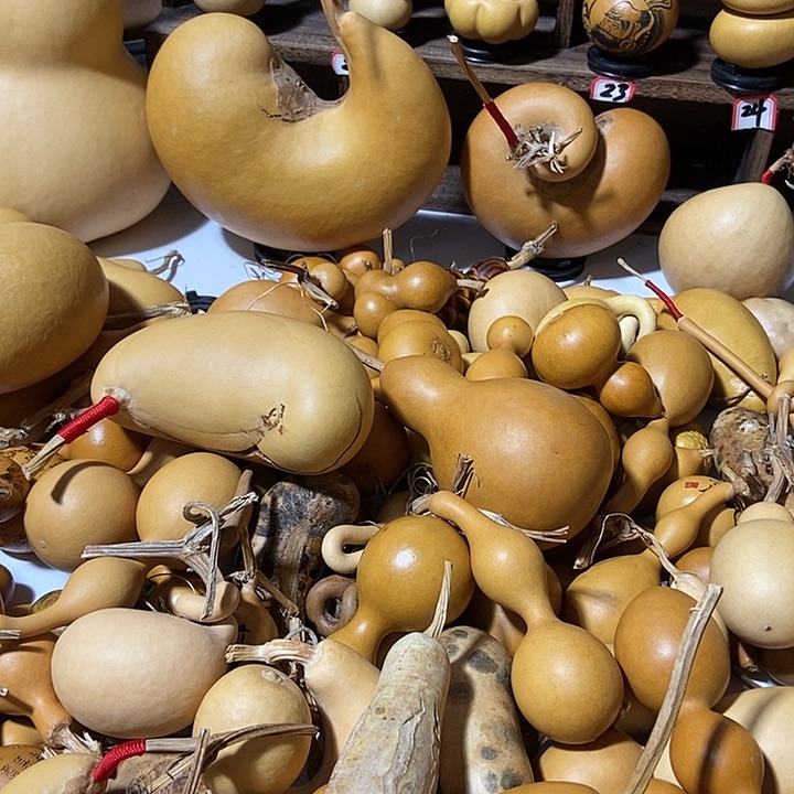 0**3直播间里的拍品链接