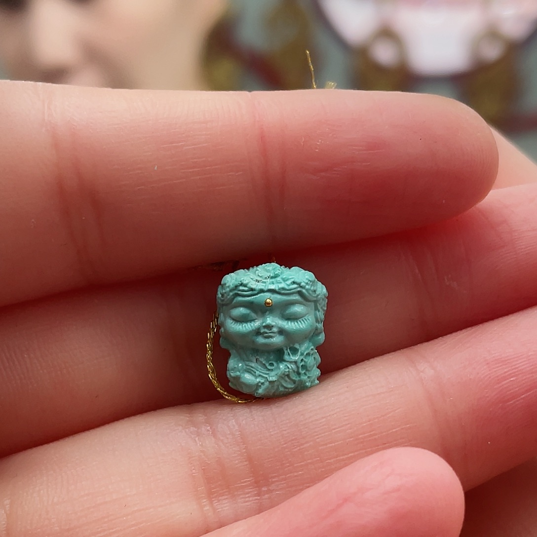 绿松石颈饰未镶嵌