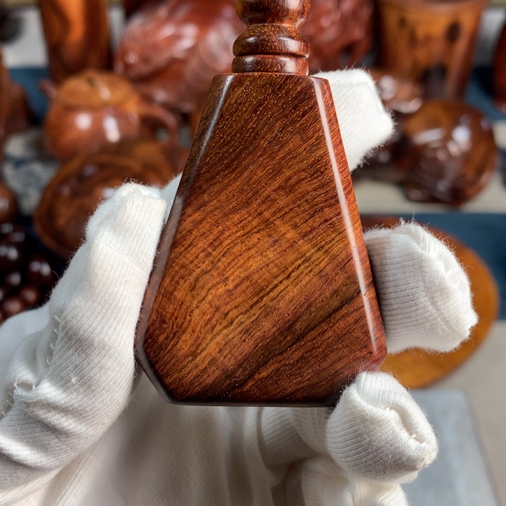 黄花梨/降香黄檀把件把件