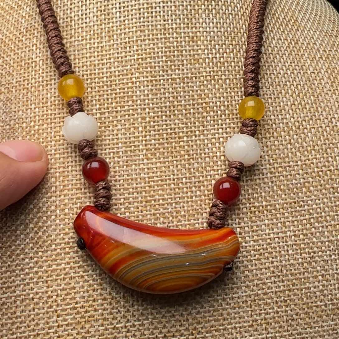 玛瑙/玉髓颈饰未镶嵌