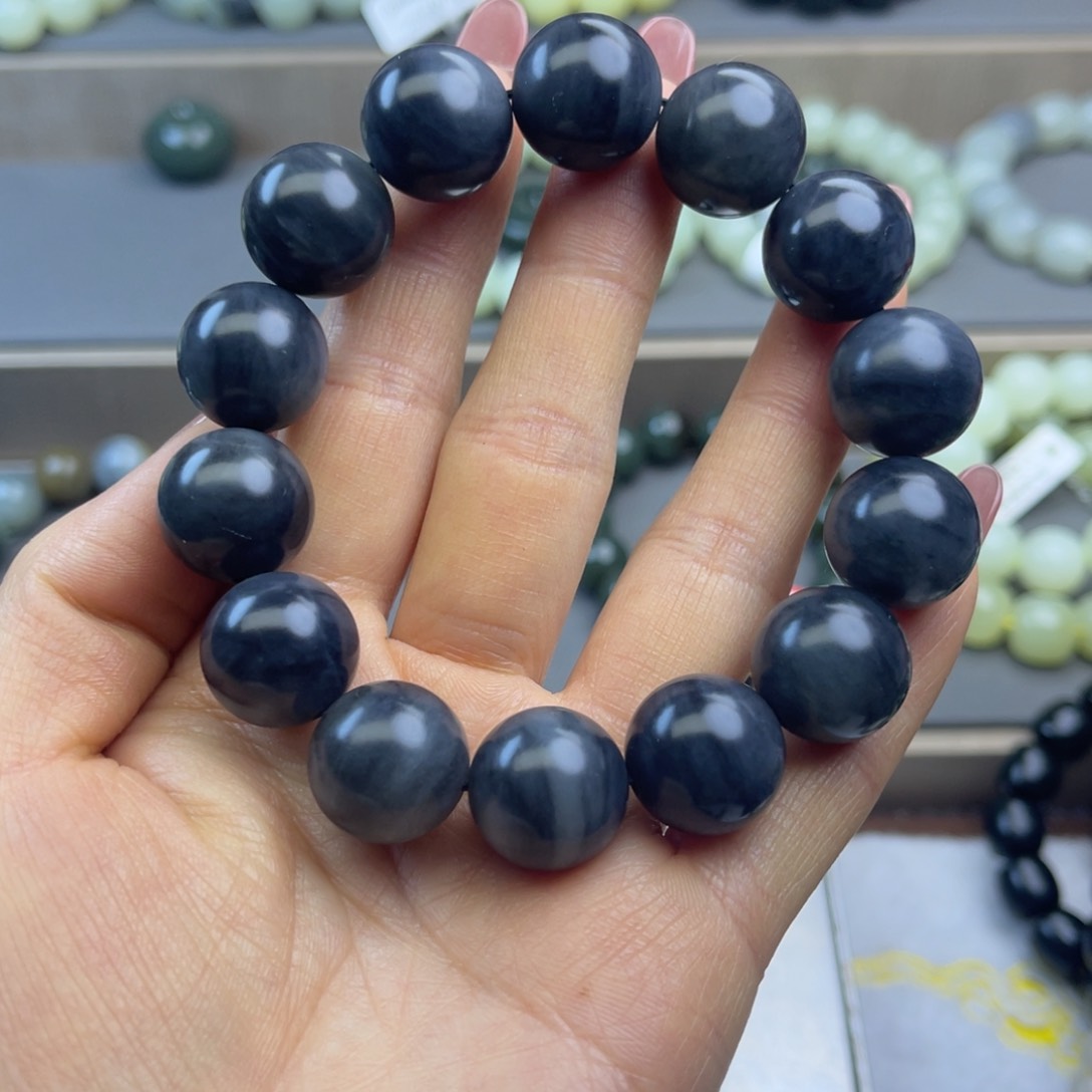 和田玉手链未镶嵌奔***马