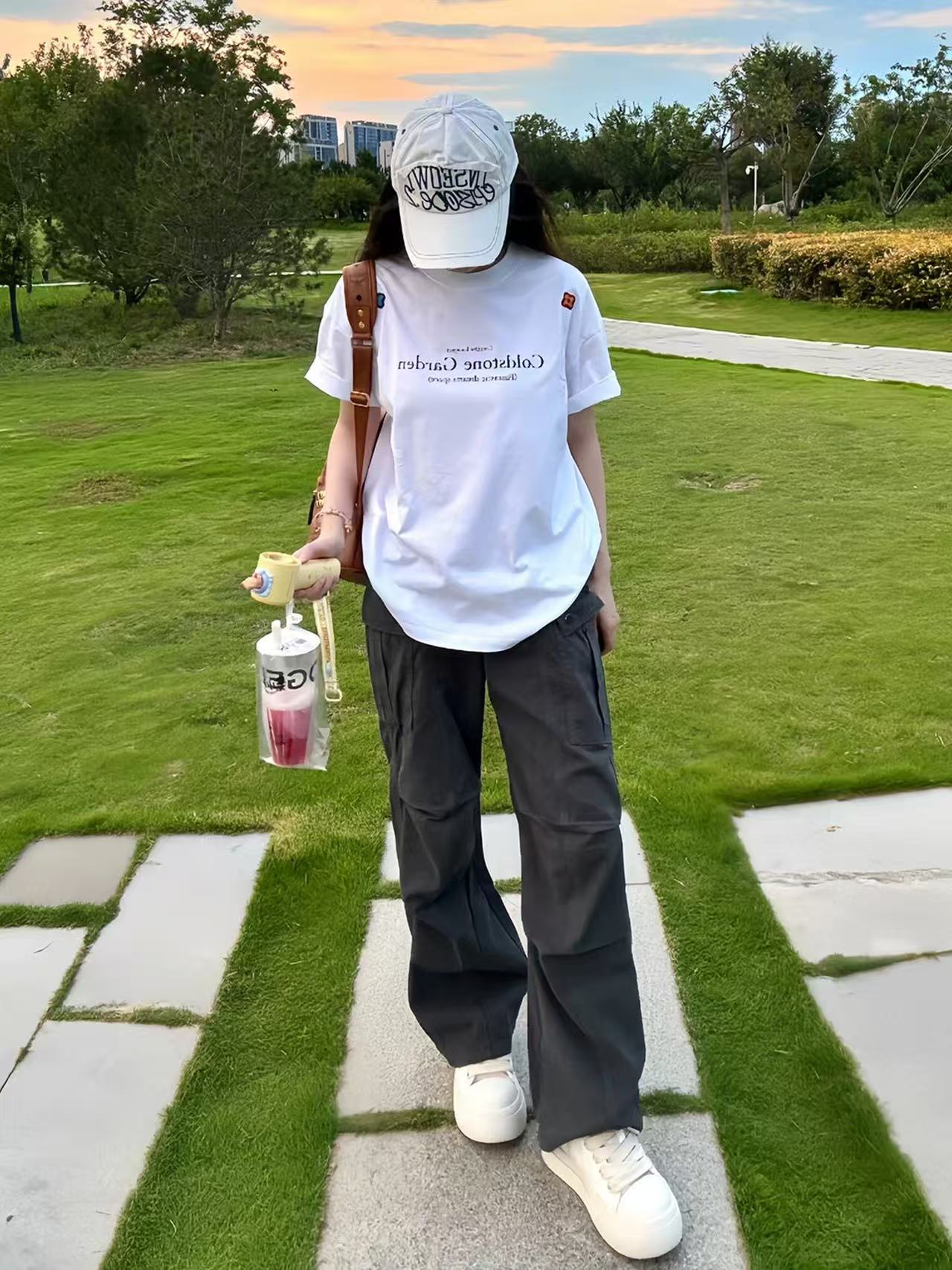 CLDS潮款时尚休闲花瓣短袖T恤男女同款情侣半袖宽松T恤