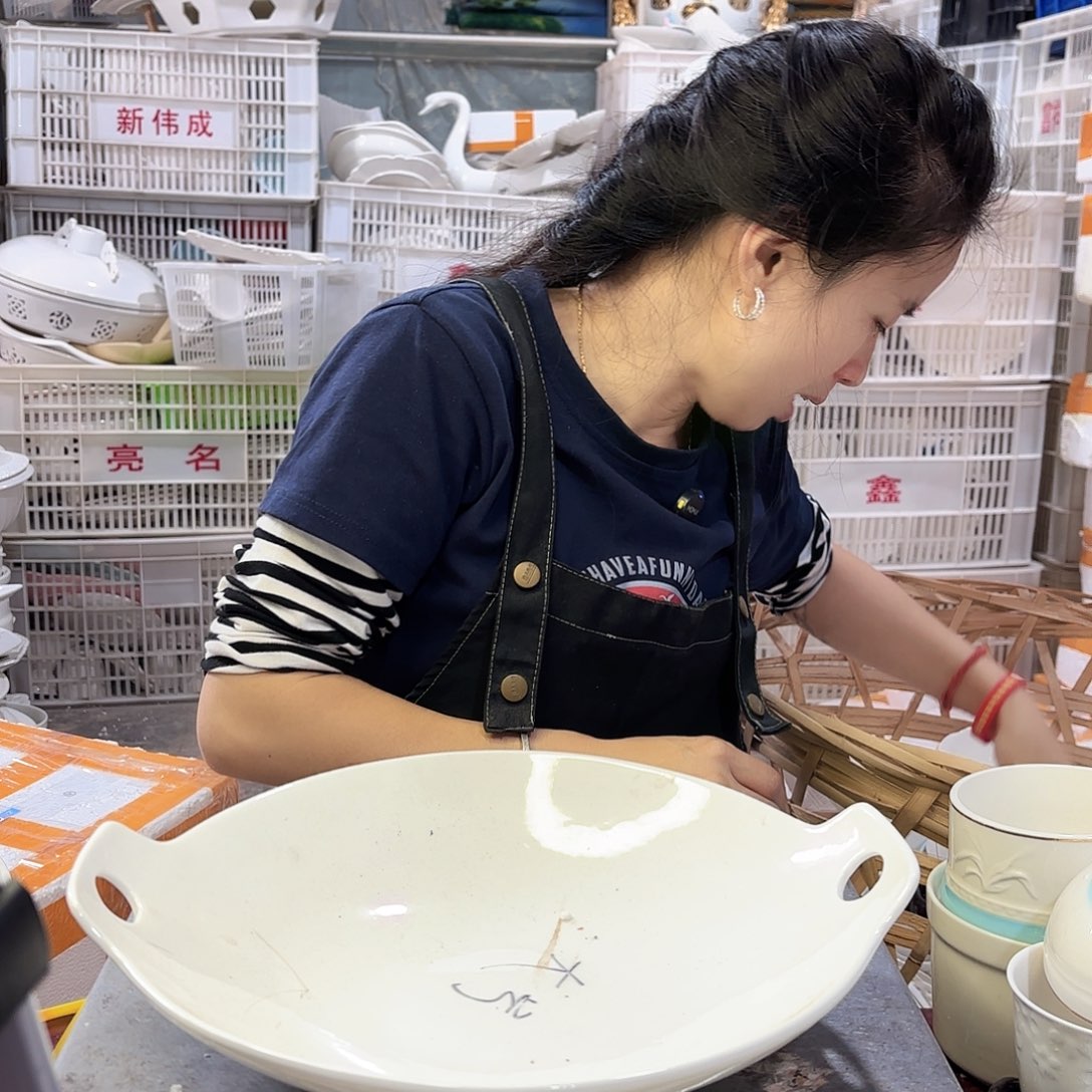 盘微瑕产品………双耳一个