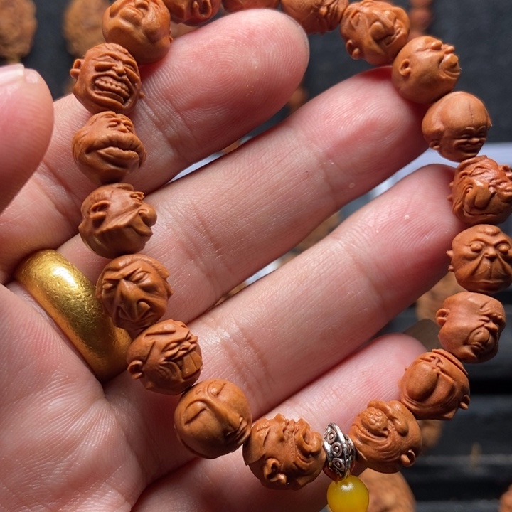 龙纹桃核市井百态