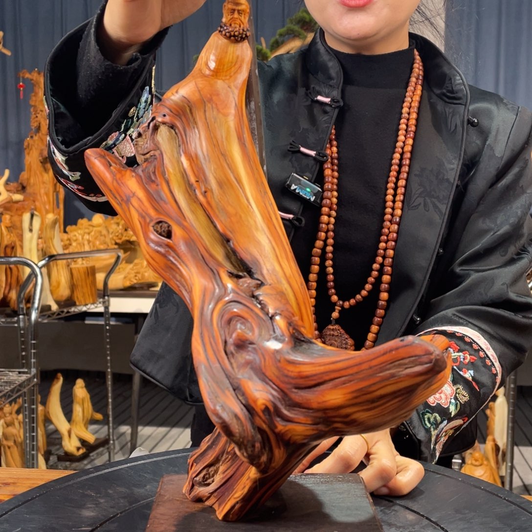 柏木（崖柏）随型摆件