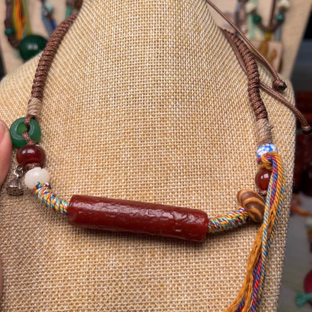 玛瑙/玉髓颈饰未镶嵌