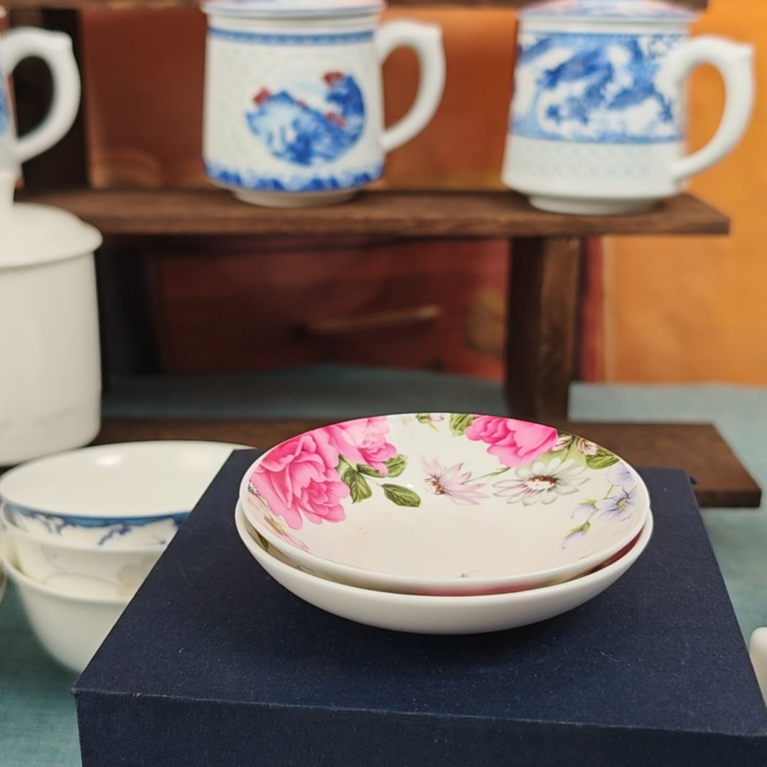 2个酱油碟款式随机