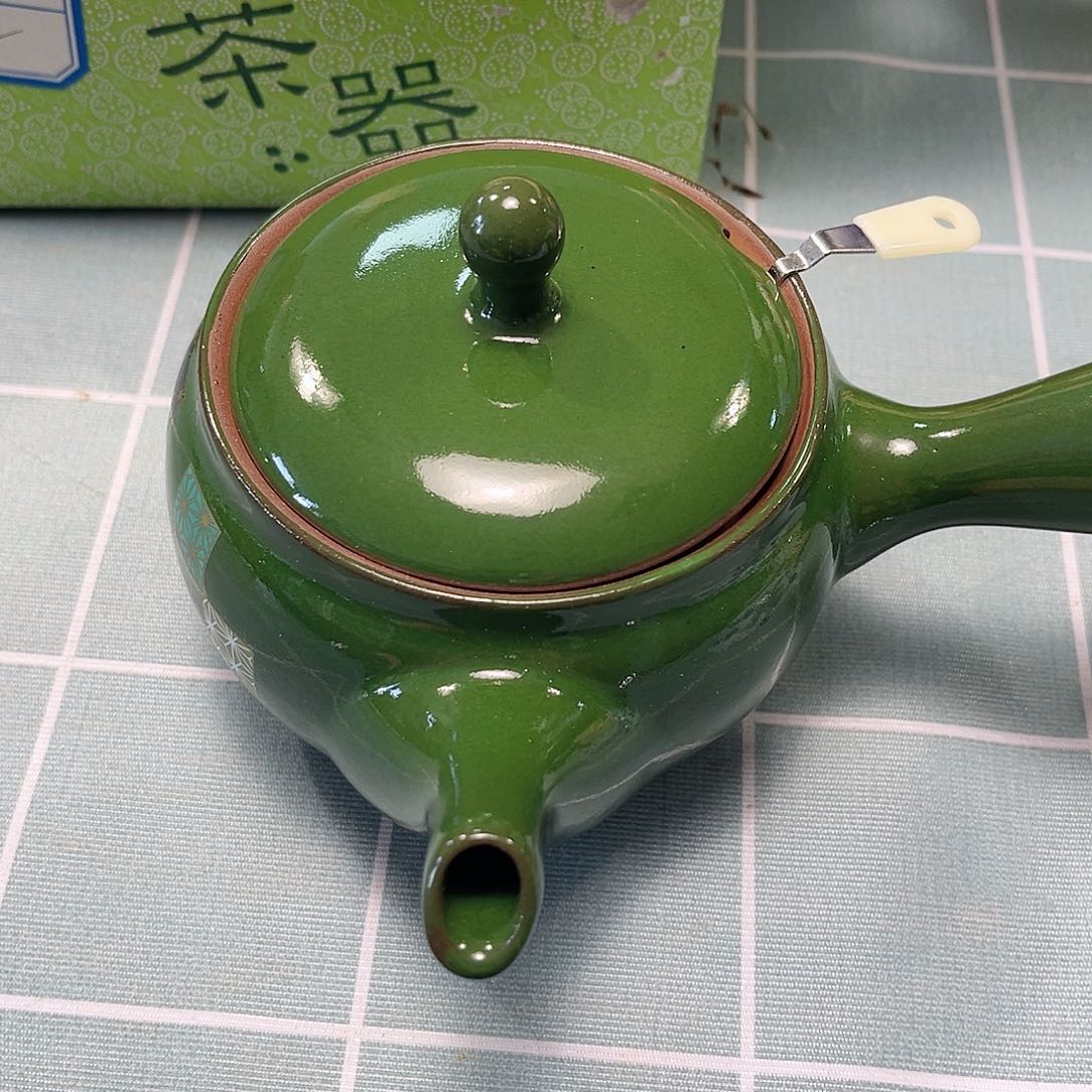 瓷片hhjhhhhhhhhhhhhhj