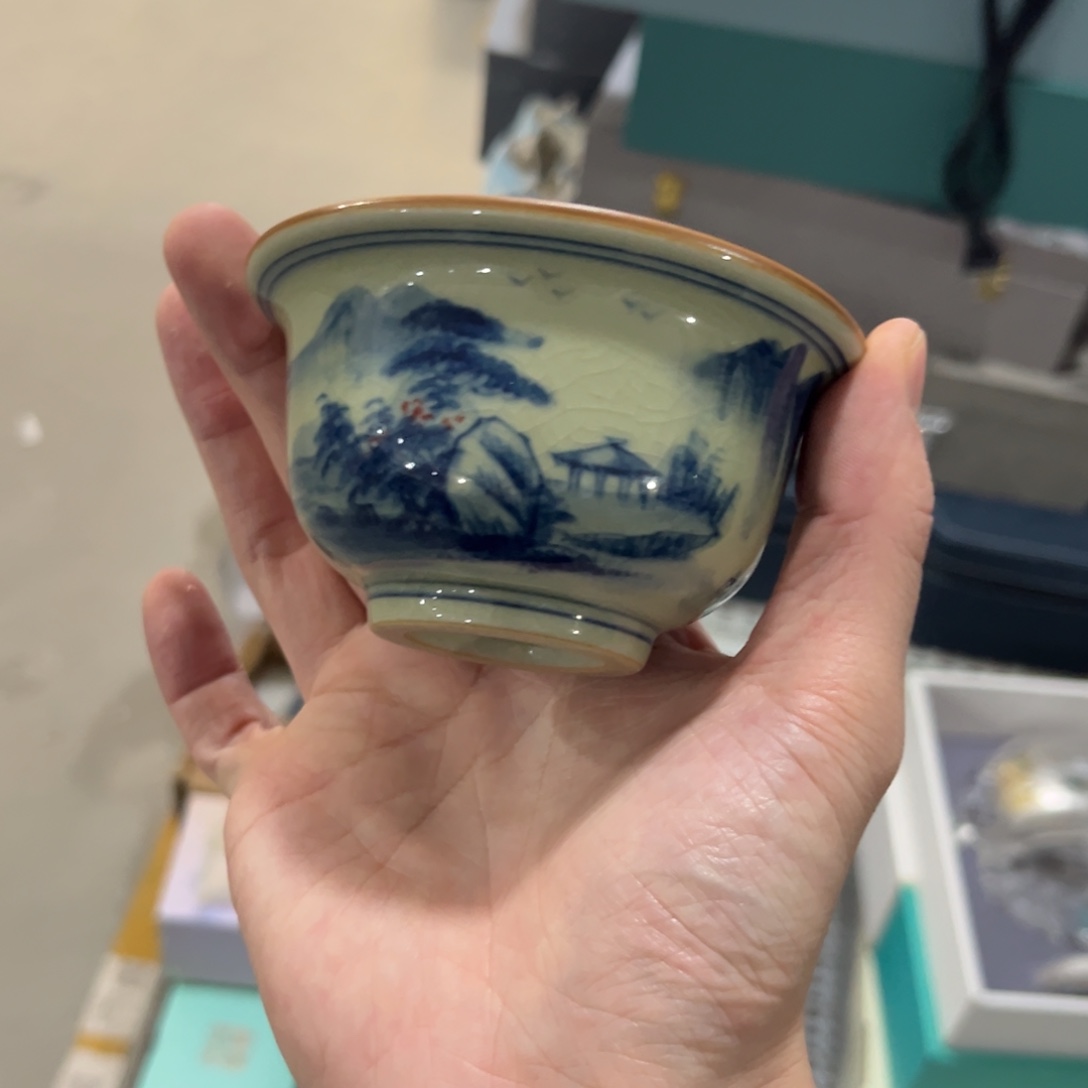 陶瓷艺术的发展和艺术创作等方面