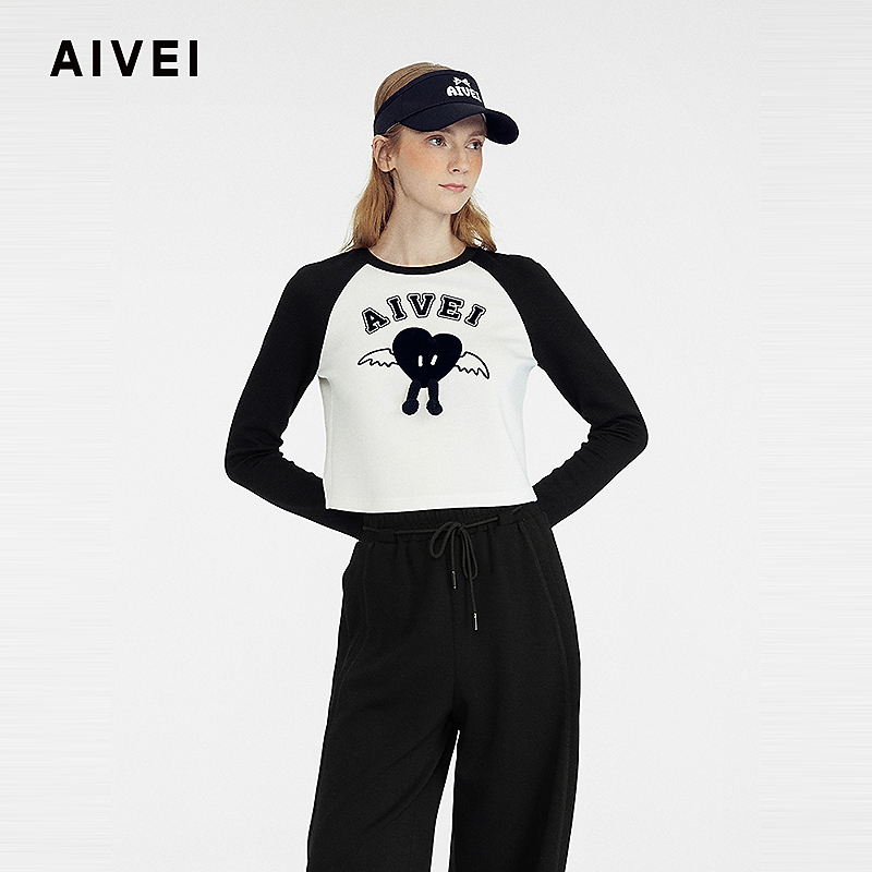AIVEI欣贺艾薇2025春季甜酷风短款撞色插肩长袖卫衣T恤C710403B
