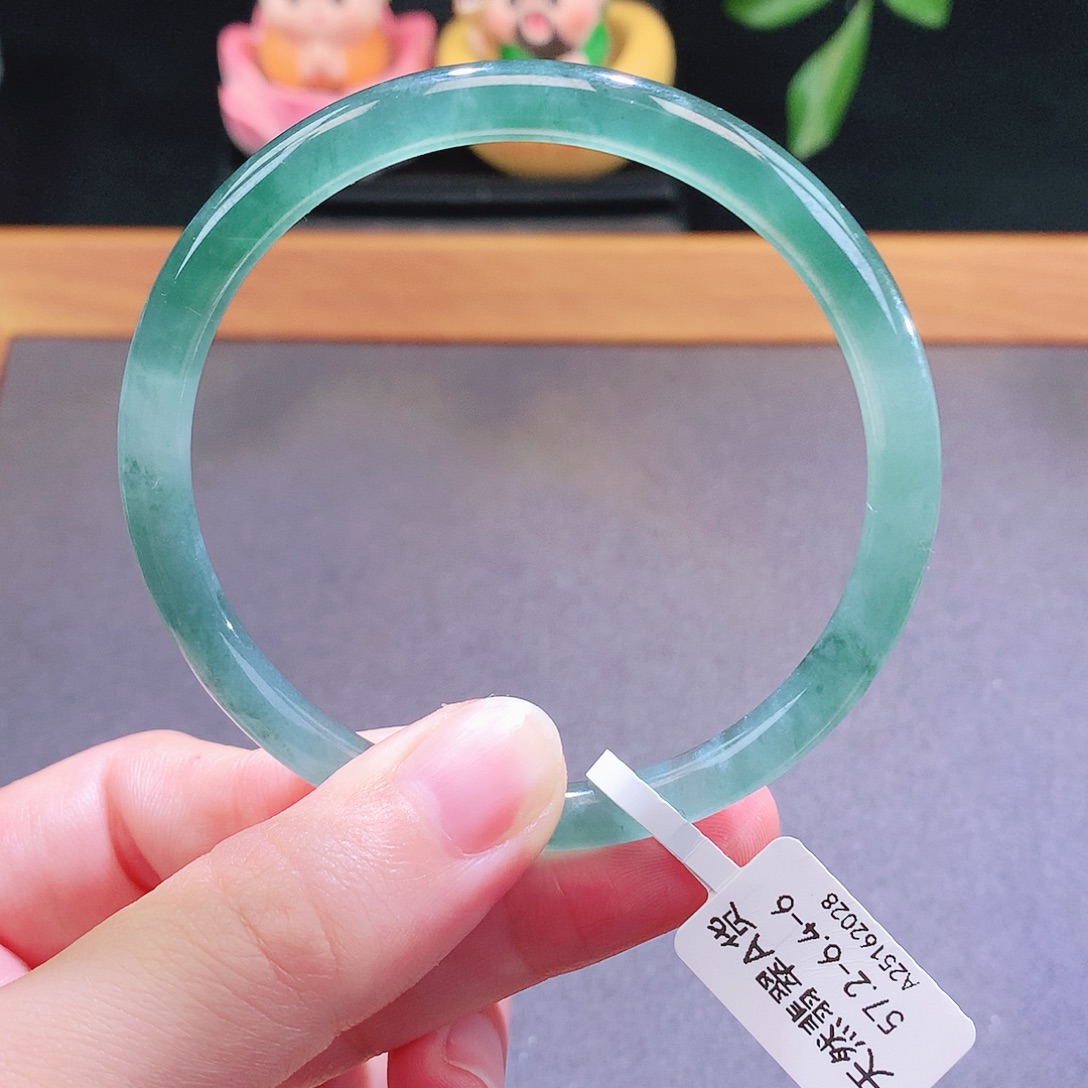 翡翠未镶嵌手镯天然翡翠