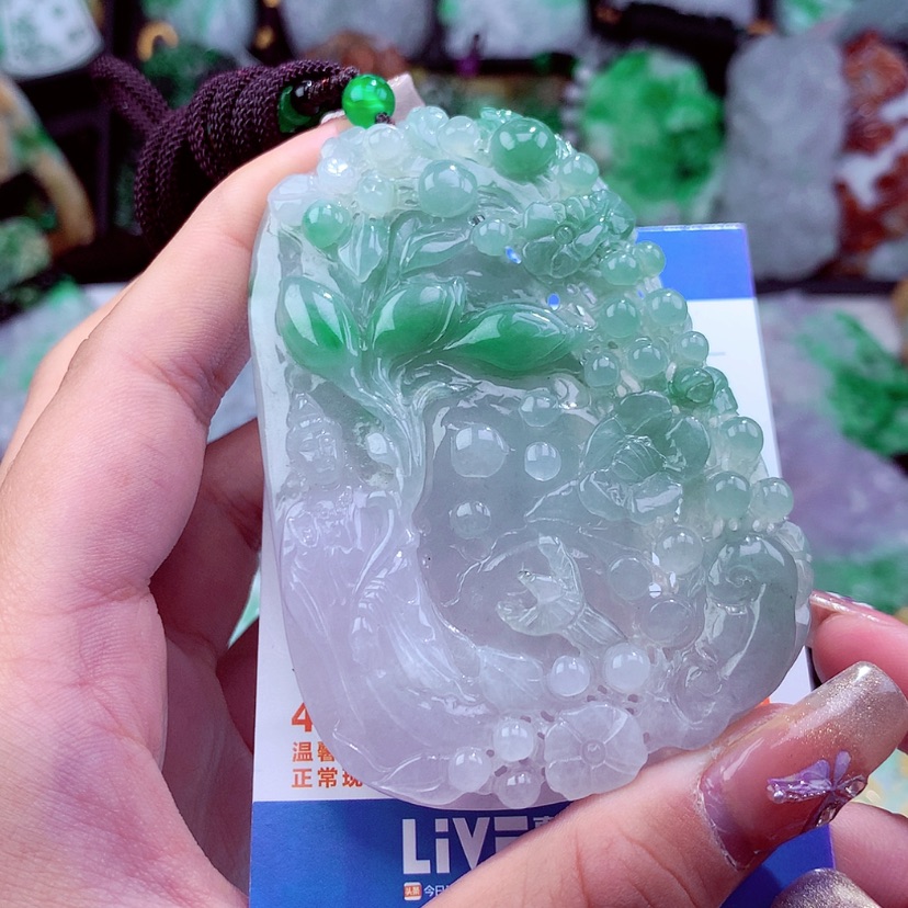 【闪购商品】翡翠颈饰未镶嵌挂件