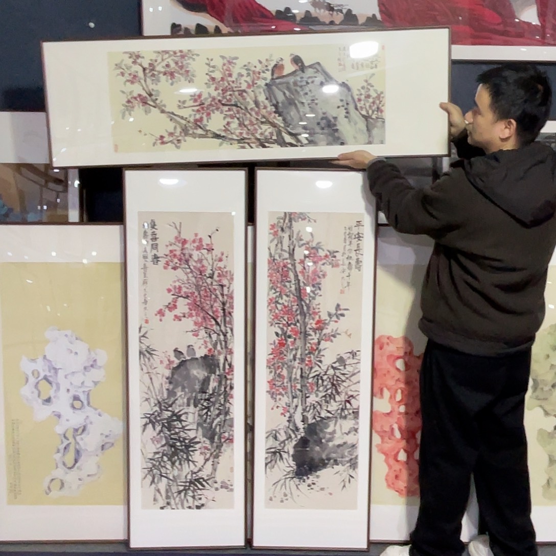 国画手绘画作品带框