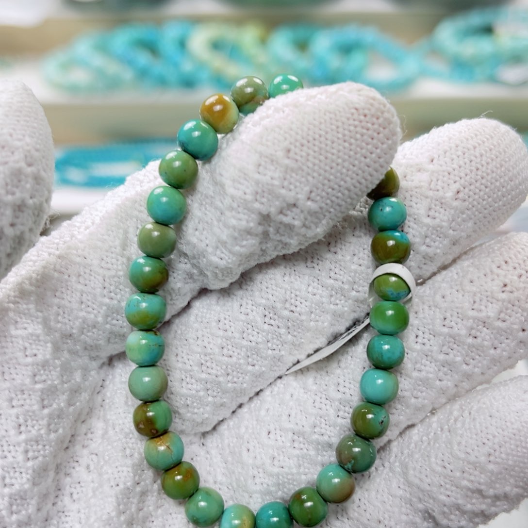 绿松石绿松石未镶嵌