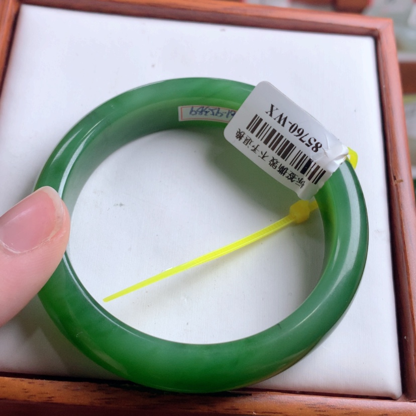 【闪购商品】和田玉手镯未镶嵌