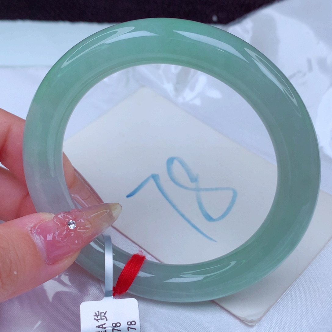 翡翠手镯未镶嵌天然缅甸翡翠A货手镯