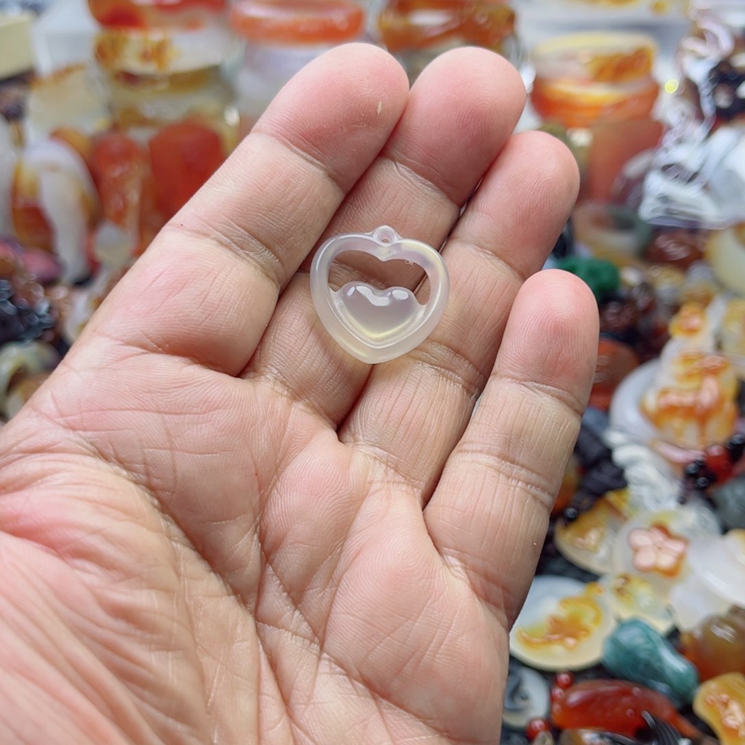 玛瑙/玉髓颈饰未镶嵌