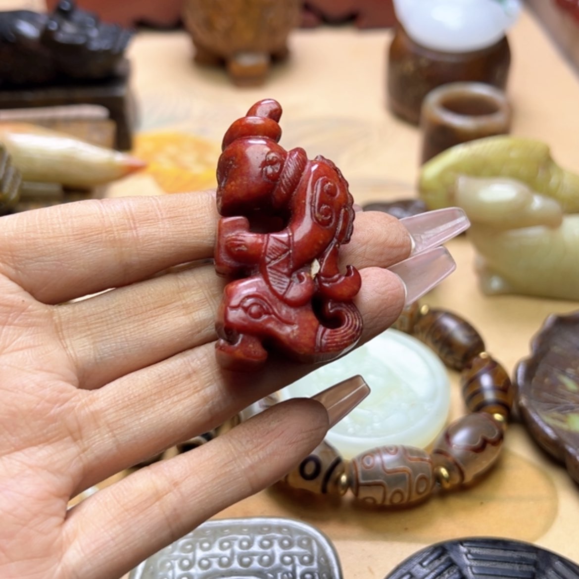 【闪购商品】蛇纹石玉颈饰未镶嵌