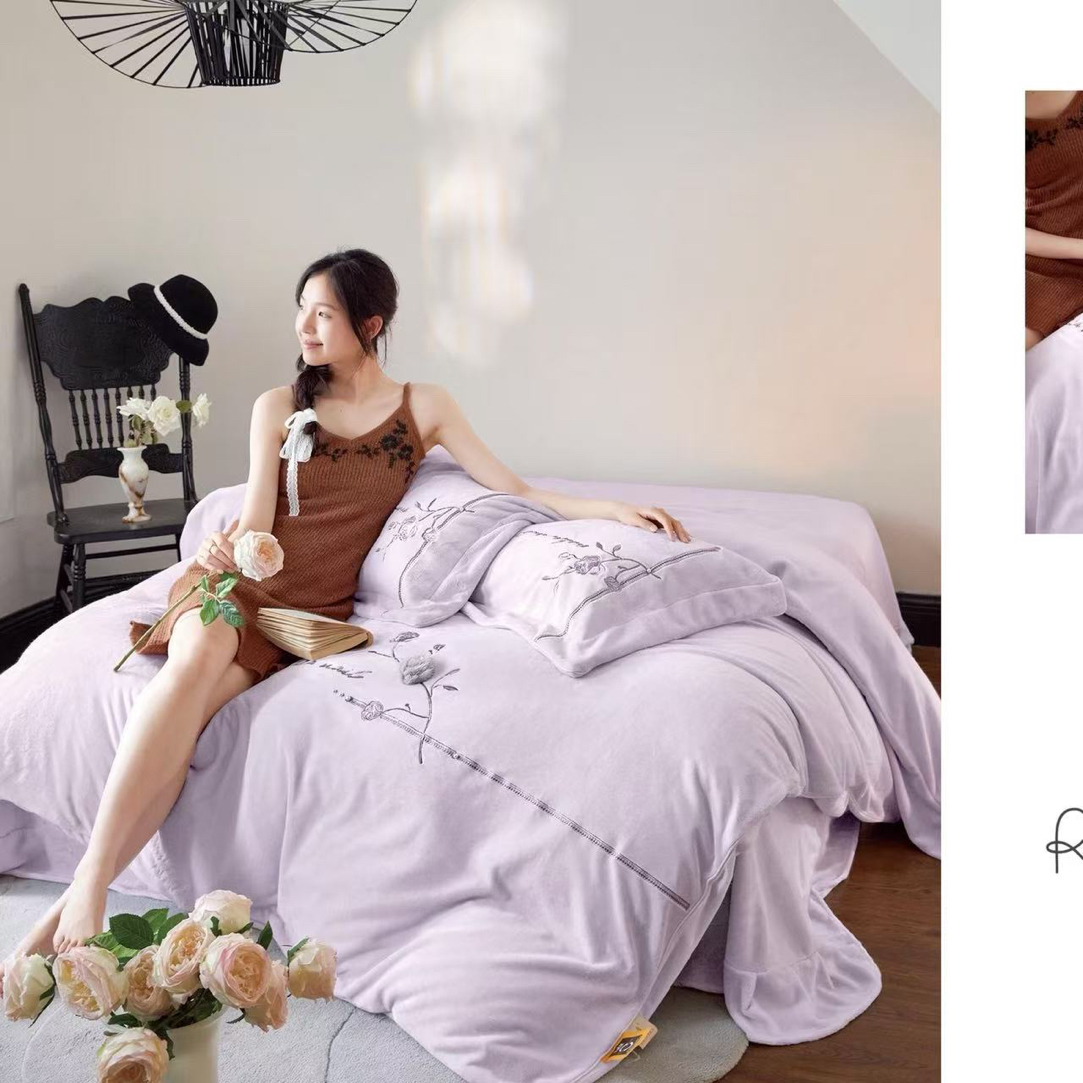 月下玫瑰蚕丝绒绣花四件套