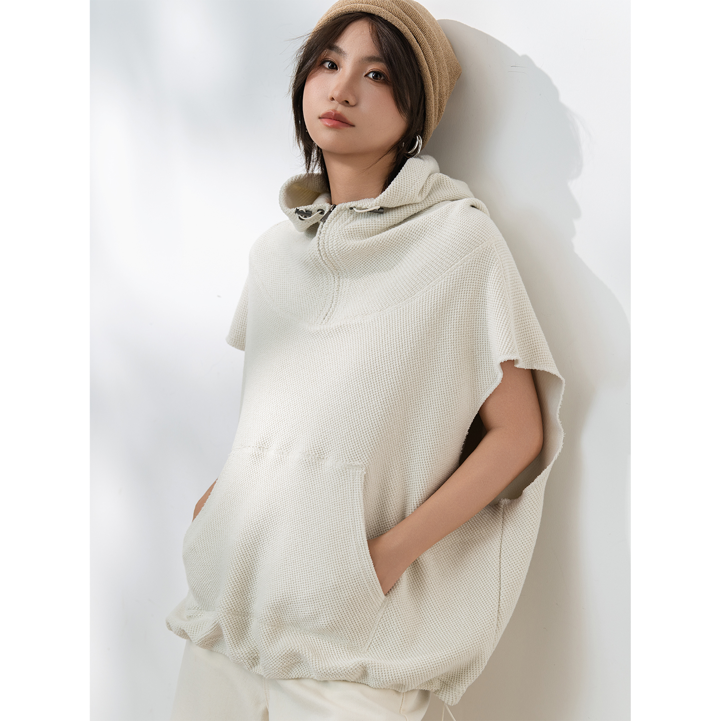 BELIN 艺术感 小众设计感无袖卫衣宽松肌理感马甲女叠穿坎肩上衣