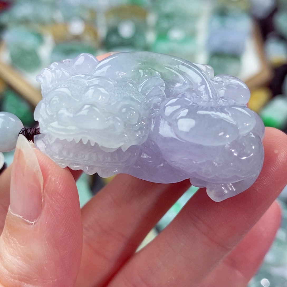 翡翠颈饰未镶嵌天然