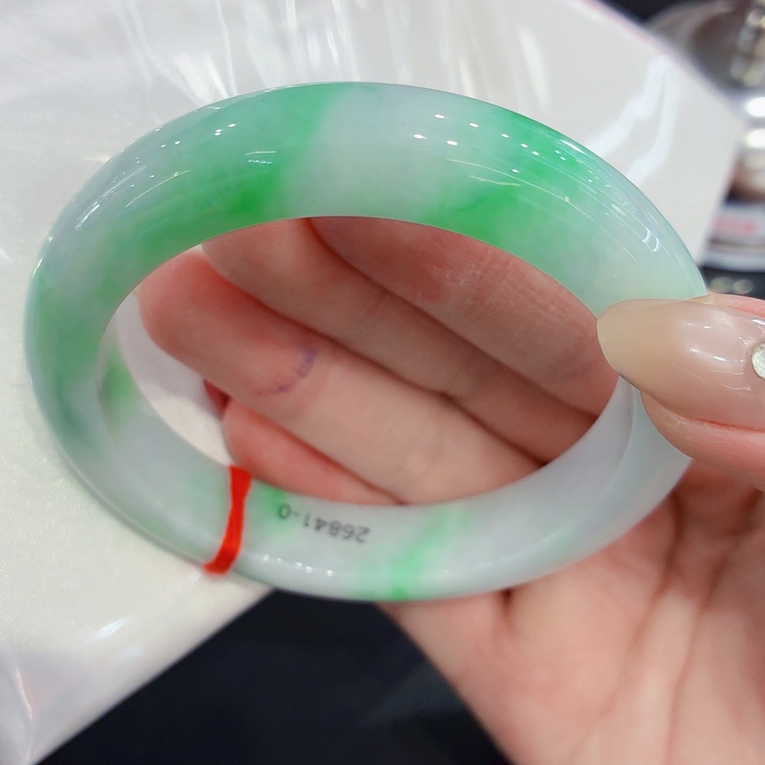 翡翠未镶嵌手镯翡翠59-60圈口（强推）