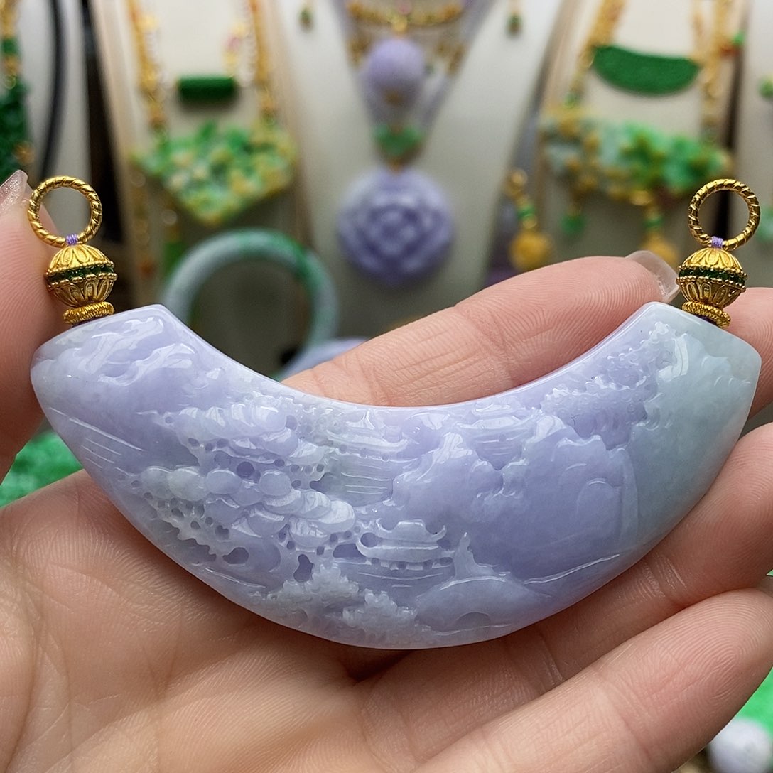 翡翠颈饰未镶嵌天然